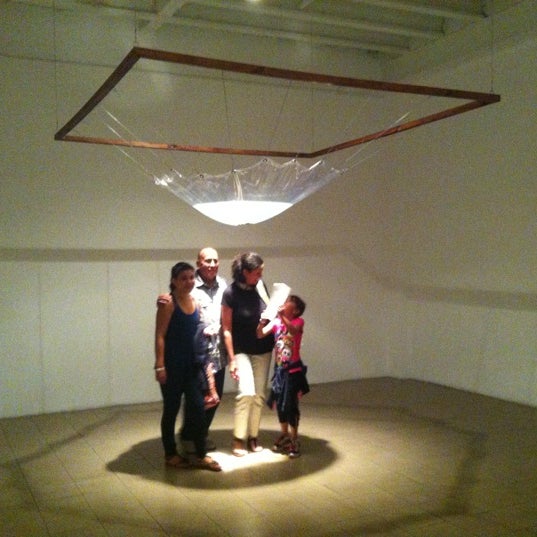 7/19/2012にMADCがMuseo de Arte y Diseño Contemporáneoで撮った写真