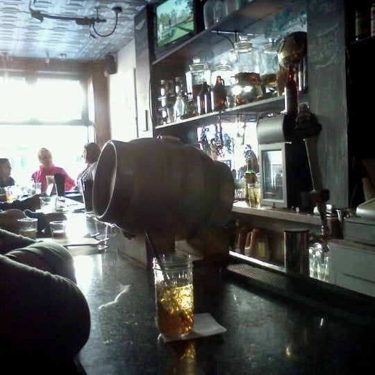Photo taken at The Cortland by Wizard R. on 4/6/2012