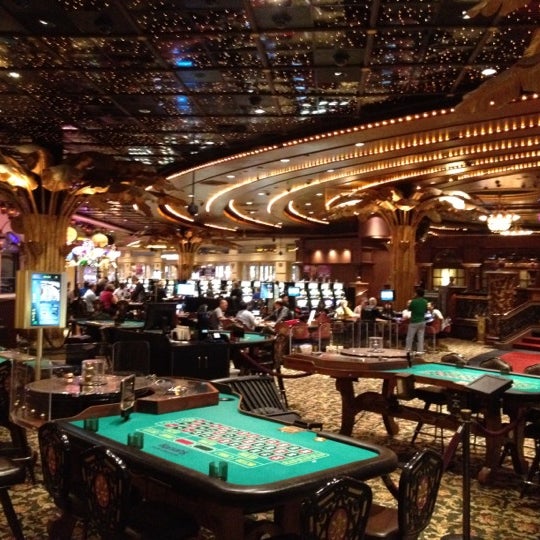 Learn to play blackjack Learn to play blackjack