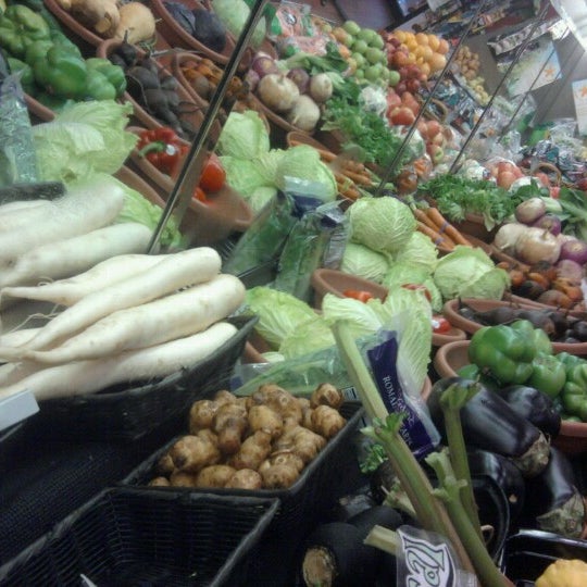 Mother Earth's Storehouse Kingston'da Kafe