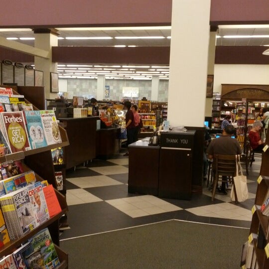 Photos At Barnes Noble 26 Tips From 3588 Visitors