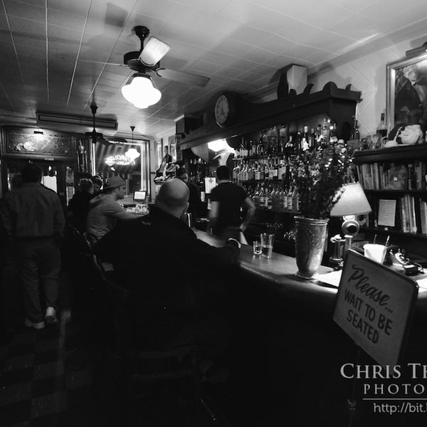 Photo taken at Arnold&#39;s Bar &amp; Grill by Chris T. on 1/16/2012