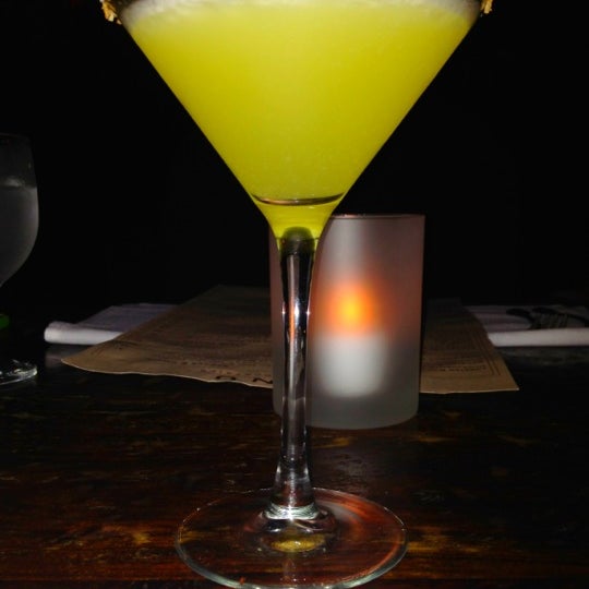 Das Foto wurde bei Honu Kitchen And Cocktails von Frankie G. am 11/7/2011 aufgenommen