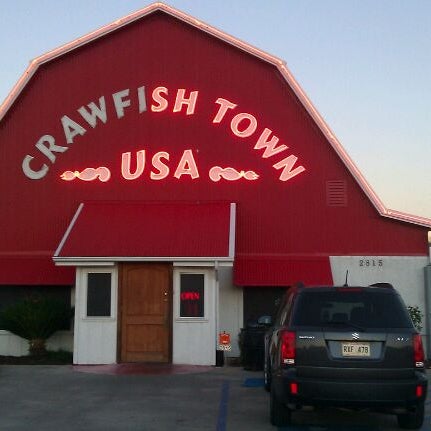 9/30/2011 tarihinde Justin Ryan G.ziyaretçi tarafından Crawfish Town USA'de çekilen fotoğraf