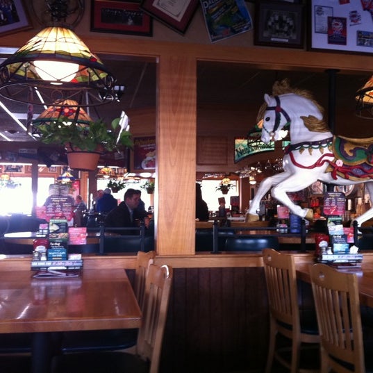 Applebee's Grill + Bar Crossroads 28 tips from 1725 visitors