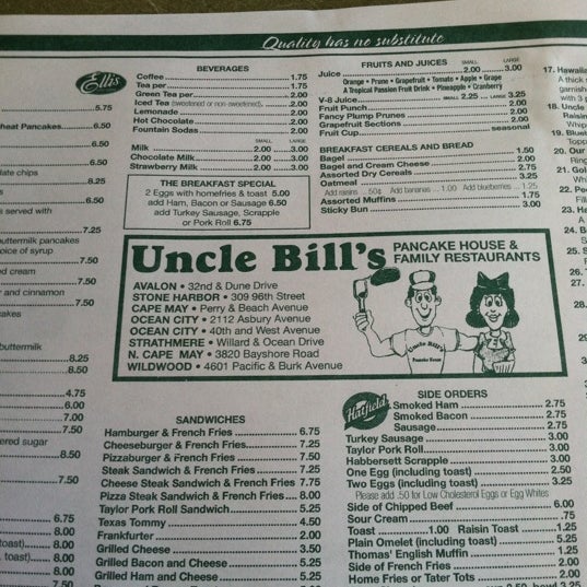 Foto tomada en Uncle Bill&#39;s Pancake House  por Mike el 4/12/2012
