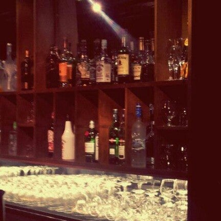 Foto tirada no(a) Loft Lounge Bar por Andre P. em 8/10/2012