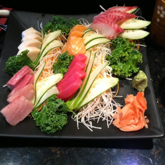 Снимок сделан в Yamato Japanese Steak House &amp; Sushi Bar пользователем Veronica W. 7/20/2011