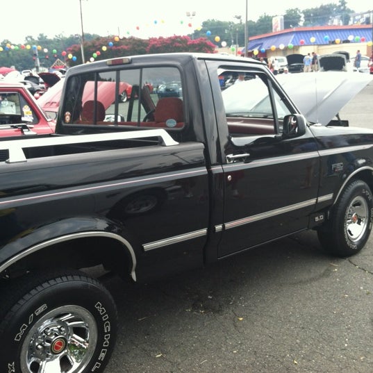 Parkway Ford Lincoln Car Dealership in Winston Salem