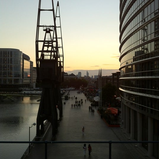 Photo taken at Marriott Executive Apartments London, West India Quay by Andrea M. on 8/19/2011