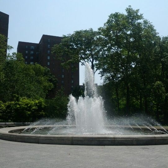 Photos at Stuyvesant Oval Stuyvesant Town Peter Cooper Village 18