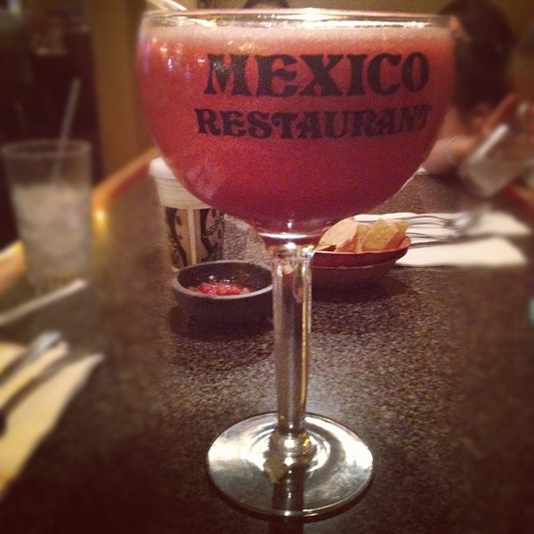 Foto scattata a The Mexico Cafe da Alex R. il 8/28/2012