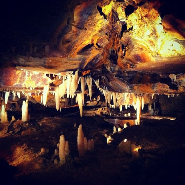 Foto tirada no(a) Ohio Caverns por Nick.Harger em 5/28/2012