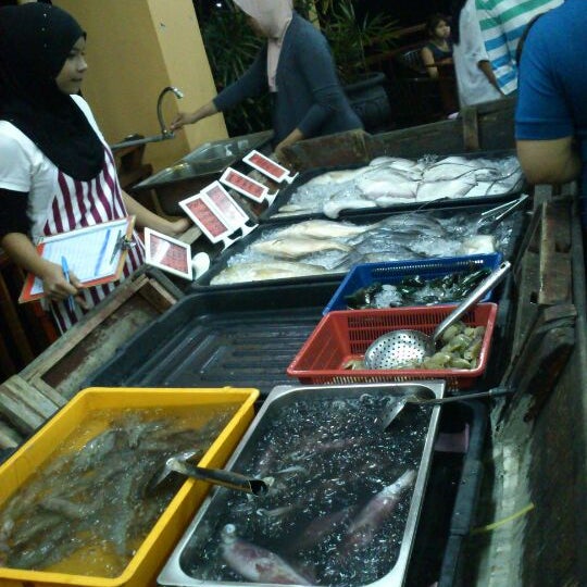 Fotos en Medan Ikan Bakar, Majlis Perbandaran Port Dickson - Lukut 
