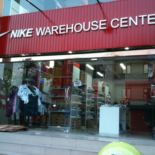 Nike factory outlet depok cheap