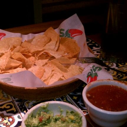 Photo taken at Chili&#39;s Grill &amp; Bar by Alison D. on 1/29/2012
