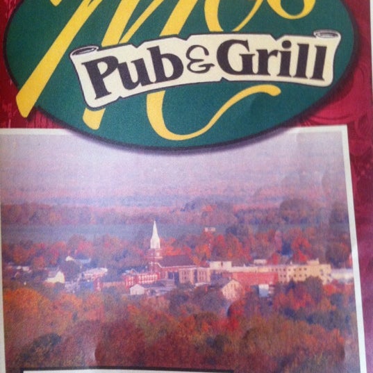 Foto diambil di Mo&#39;s Pub &amp; Grill oleh Todd B. pada 11/19/2011