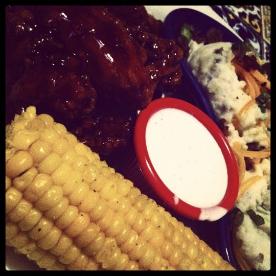 Photo taken at Chili&#39;s Grill &amp; Bar by ashley m. on 2/16/2012