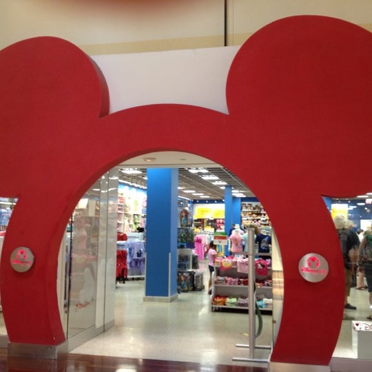 Disney Store (Now Closed) 5 tips