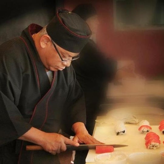 Foto diambil di Furasshu Japanese Cuisine oleh Arim S. pada 8/13/2012