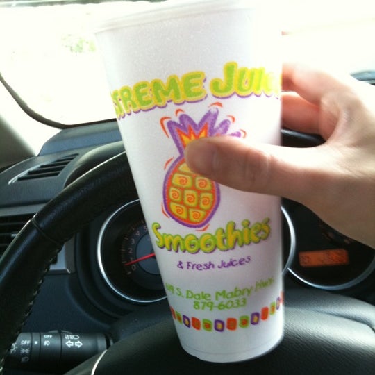 Photo taken at Xtreme Juice by Devin on 7/13/2011