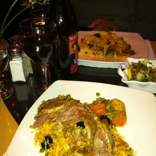 That last pic was the eggplant, here's the paella. Note, lighting was not exactly flattering.