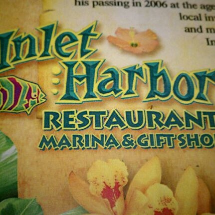 Foto scattata a Inlet Harbor Restaurant, Marina &amp; Gift Shop da Migdalia G. il 9/5/2011