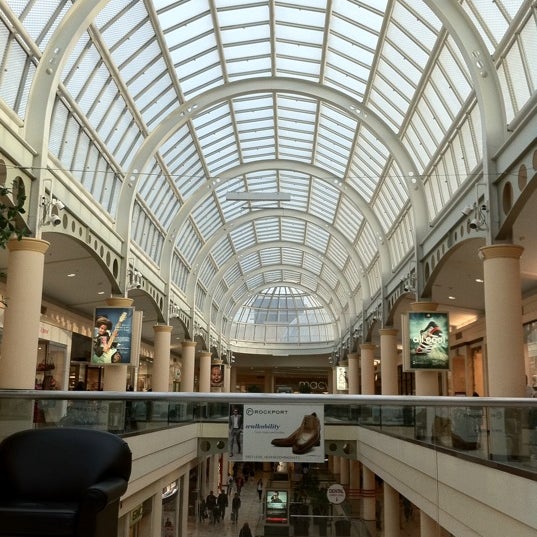 Roosevelt Field - Shopping Mall in 