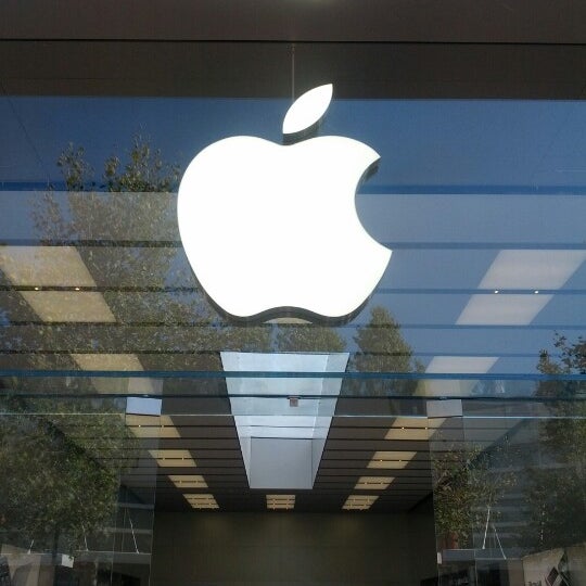 Photos at Apple Victoria Gardens Victoria Rancho Cucamonga, CA