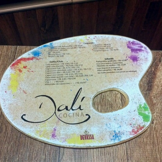 รูปภาพถ่ายที่ Dalí Cocina โดย Diva R. เมื่อ 7/10/2012