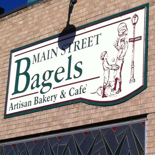 Photo taken at Main Street Bagels by Ean D. on 7/17/2012