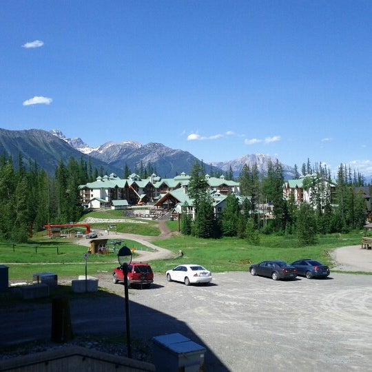 Photo taken at Fernie Alpine Resort by Ben B. on 7/5/2012
