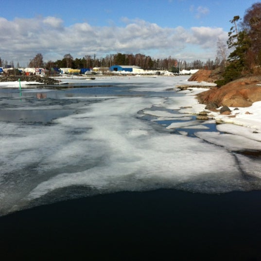 3/21/2012 tarihinde Seppo P.ziyaretçi tarafından Suomen Saunaseura'de çekilen fotoğraf