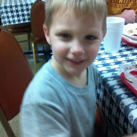 Bbq Barn The Pink Pig Bbq Joint In Butner