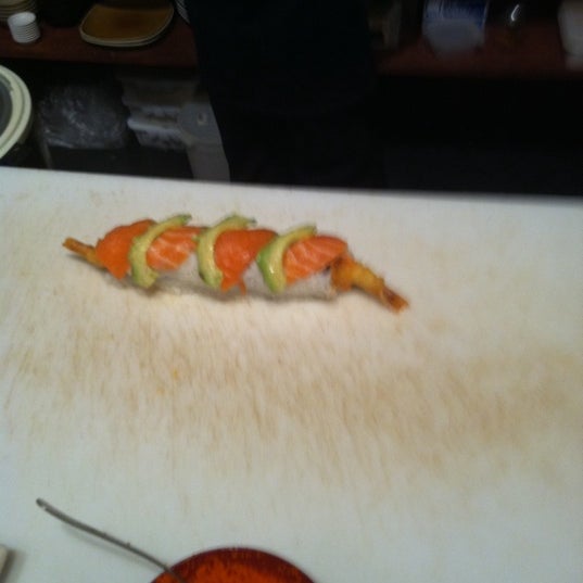 4/28/2011 tarihinde Patrick I.ziyaretçi tarafından Sushi King'de çekilen fotoğraf