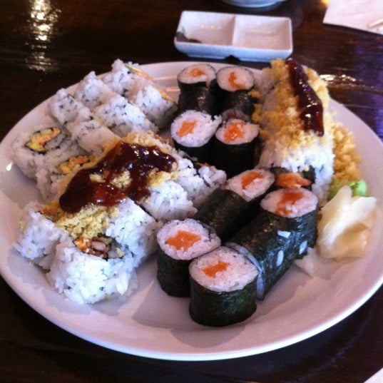 Das Foto wurde bei Sushi Shack Japanese Sushi Restaurant von Jane C. am 6/8/2012 aufgenommen