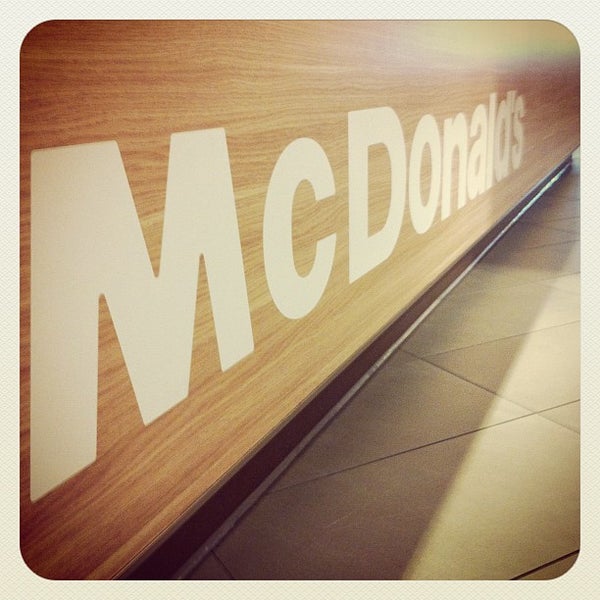 Photo taken at McDonald&#39;s by Dave D. on 6/7/2012