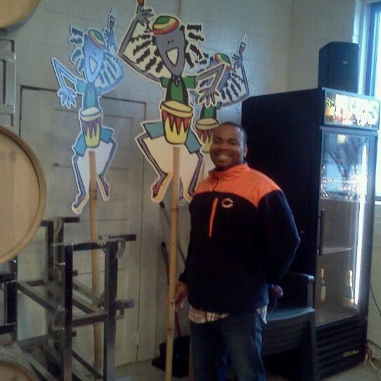 12/31/2011 tarihinde Chawn W.ziyaretçi tarafından Easley Winery'de çekilen fotoğraf