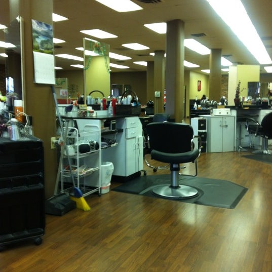 C B Hair Design - Salon / Barbershop in Bloomington