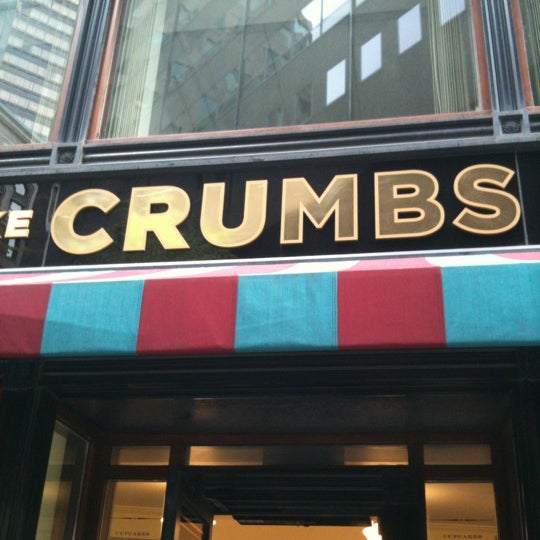 Foto scattata a Crumbs Bake Shop da Tim C. il 5/2/2012