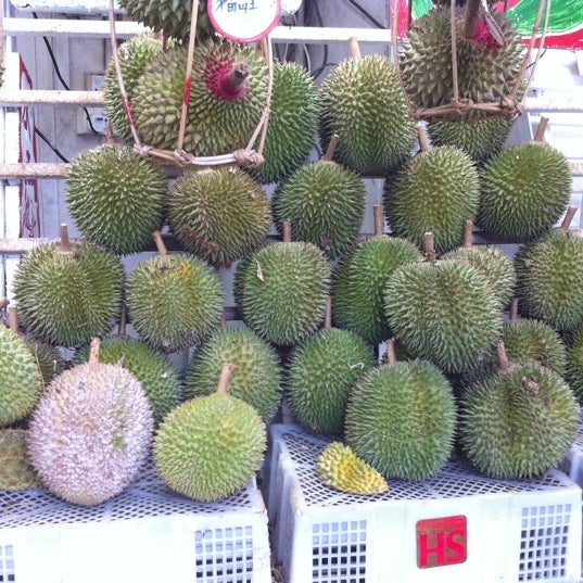 Photos At Hoe Seng Heng Durian Trading Central Region 2 Tips From 65 Visitors