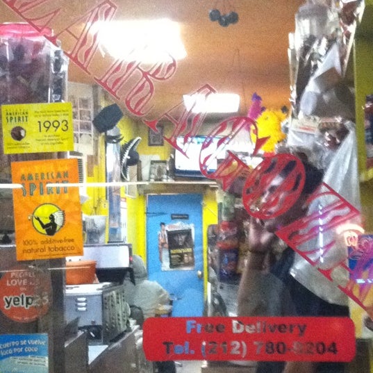 10/21/2011에 Conor W.님이 Zaragoza Mexican Deli-Grocery에서 찍은 사진