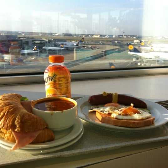 Staff Canteen Terminal1 Breakfast Spot in Frankfurt