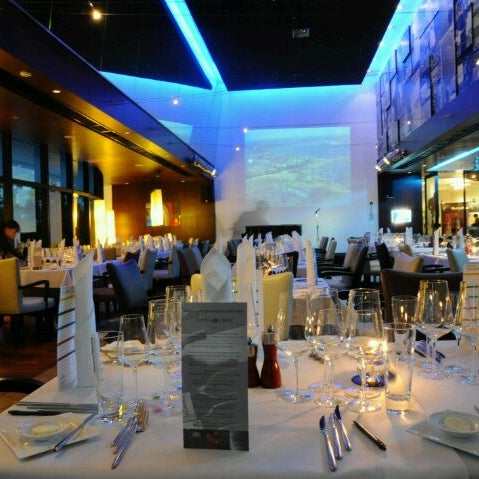 9/6/2011 tarihinde The Athenee Hotelziyaretçi tarafından The Reflexions Modern French Restaurant'de çekilen fotoğraf