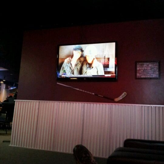 Photo taken at The Tailgater Sports Bar by Rx A. on 1/13/2012