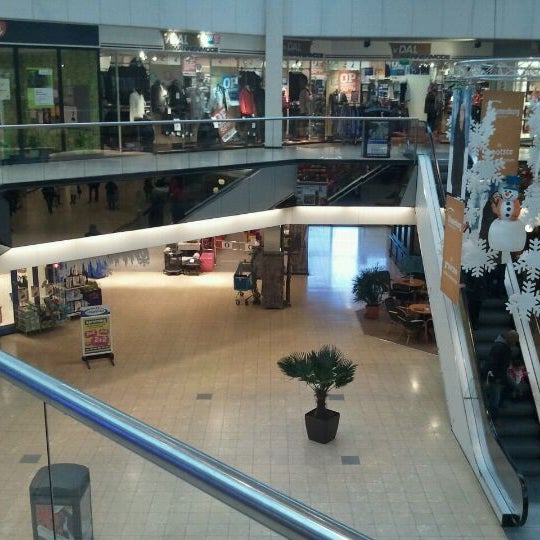 Alsjeblieft kijk trog Korst Winkelcentrum Kronenburg - Shopping Center em Arnhem