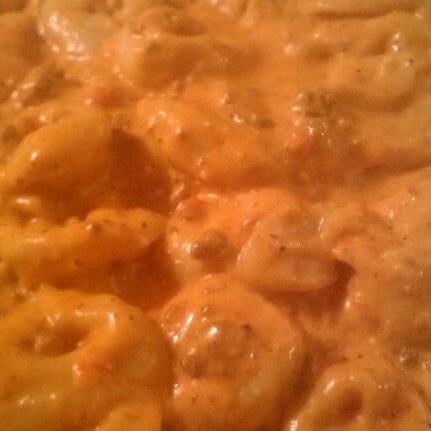The tortellini bolognese is THE BEST. Look at it in this picture... Doesn't it look positively delicious??