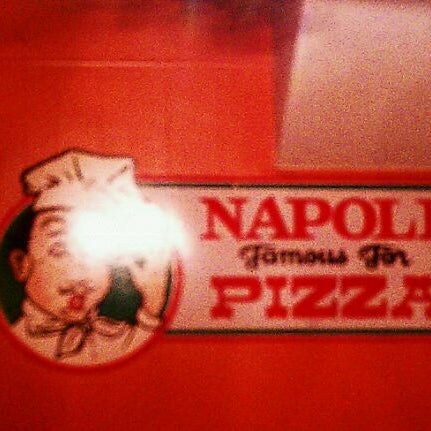 Photo taken at Napoli Pizzeria &amp; Italian Food by Ron G. on 8/1/2011