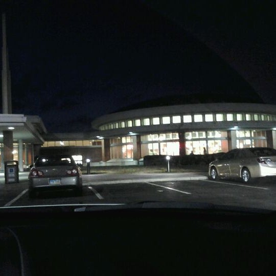 Photo taken at Middle Ridge Service Plaza (Westbound) by Nick S. on 3/13/2012