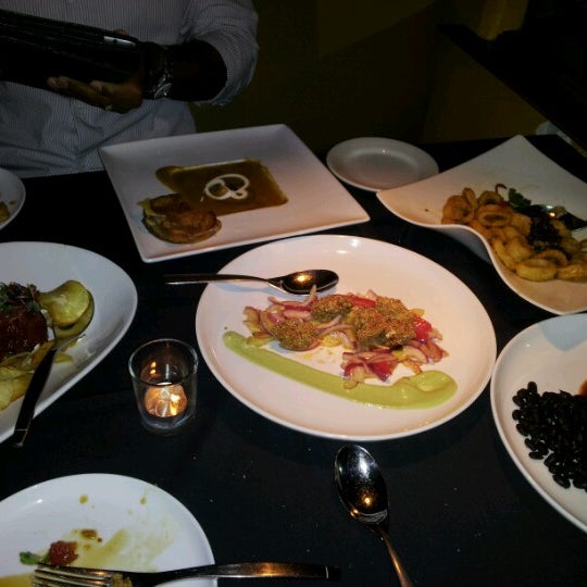 6/17/2012에 Michelle C.님이 Canyon Restaurant에서 찍은 사진